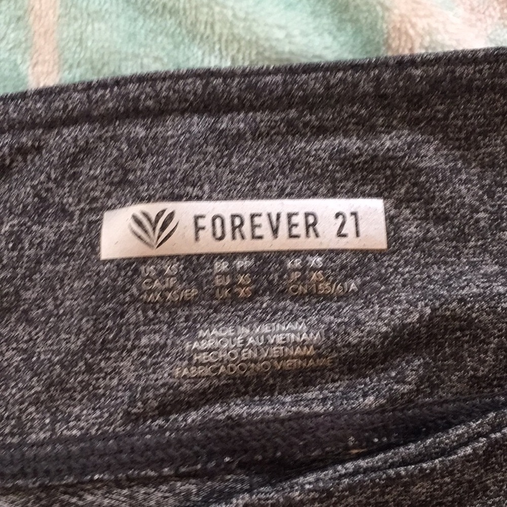 Grey  yoga leggings - Picture 3 of 3